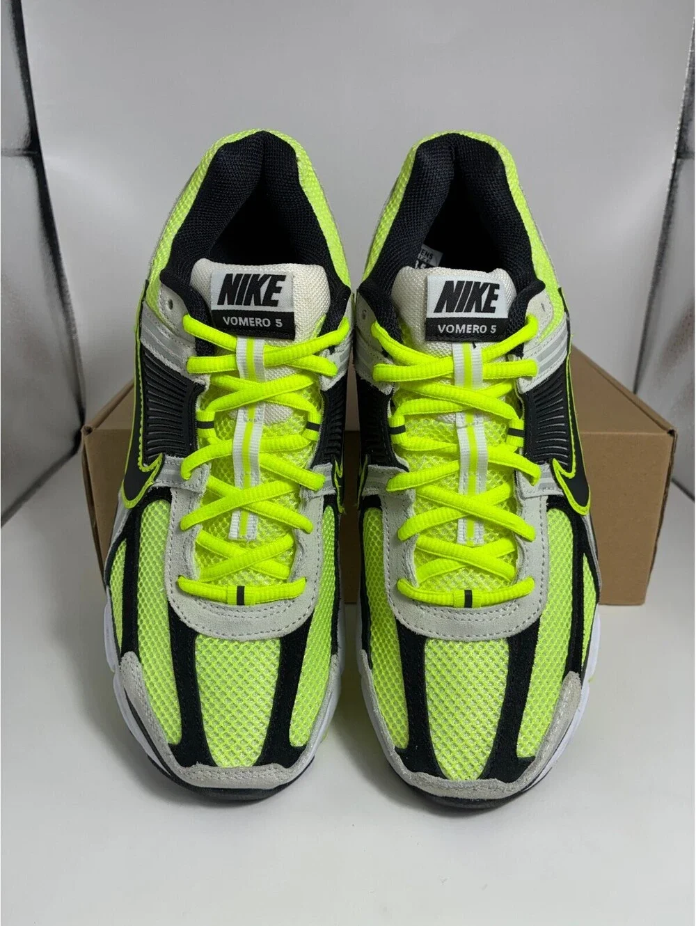 Size 8.5 - Nike Air Zoom Vomero 5 Life Lime